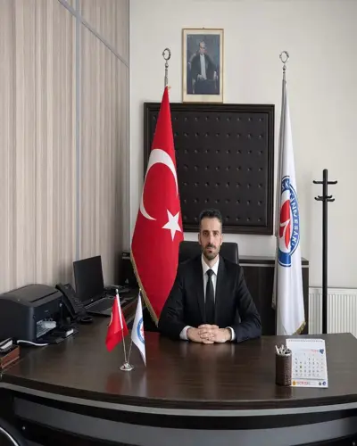 İlhami AY