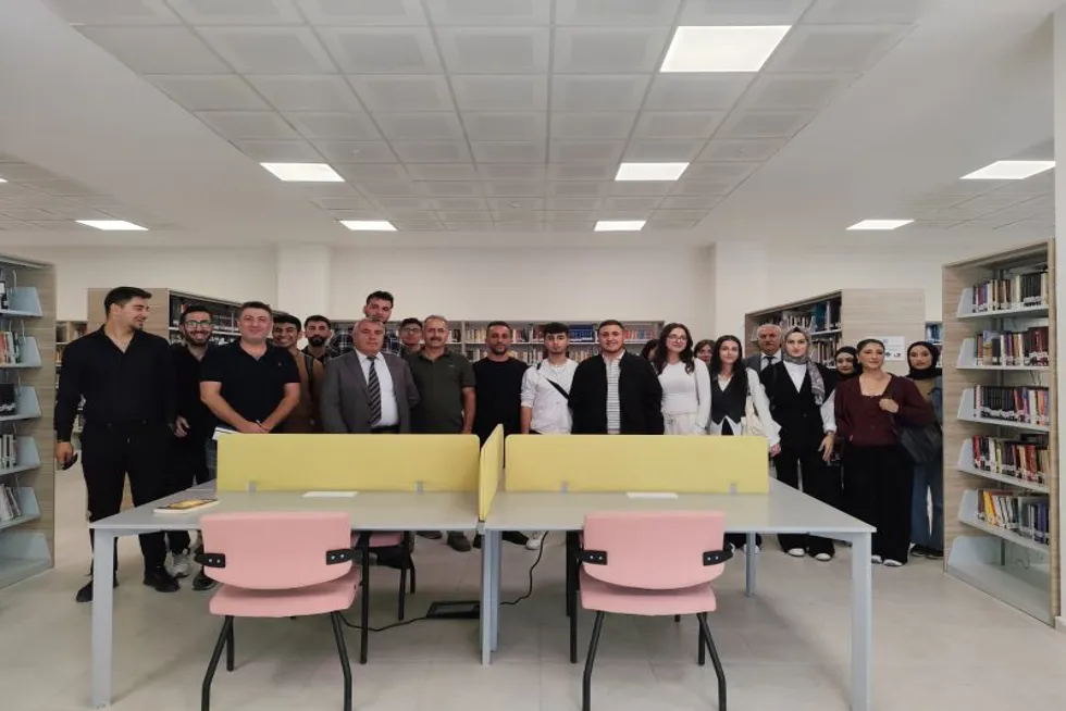 Üniversitemiz Sağlık Bilimleri Fakültesi Hemşirelik Bölümü Öğrencilerine yönelik Kütüphane Oryantasyon Eğitimi verilmiştir. 